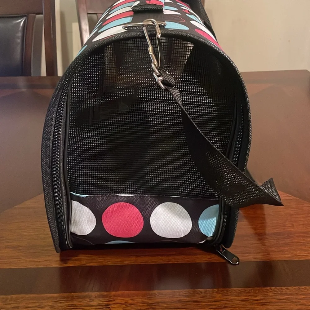 🐾 Pet Carrier Case EUC 🐾